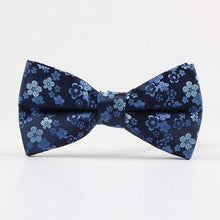 Load image into Gallery viewer, Blue Floral Silk Bow Tie Bow Ties JayKirbyTies 