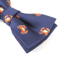 Load image into Gallery viewer, Navy Blue Crab Pattern Bow Tie Bow Ties JayKirbyTies 