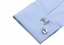 Load image into Gallery viewer, Silver Lock &amp; Key Cufflinks Cufflinks JayKirbyTies 