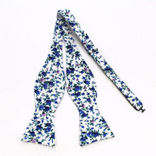 Load image into Gallery viewer, White &amp; Blue Floral Bow Tie Bow Ties JayKirbyTies 