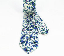 Load image into Gallery viewer, White Blue Floral Skinny Tie Neckties JayKirbyTies 